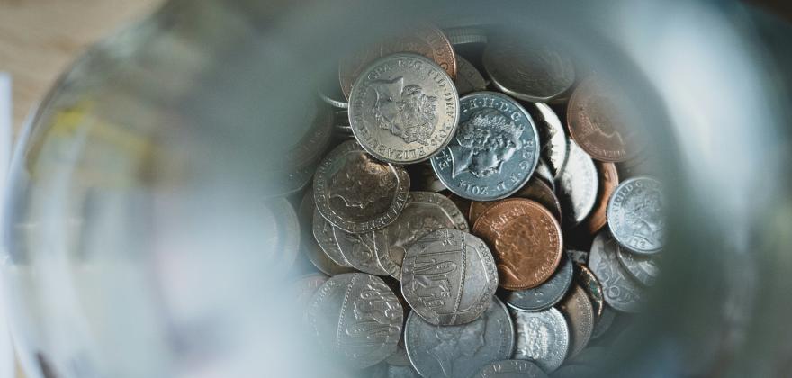 Redistribution aux assurés et aux employeurs